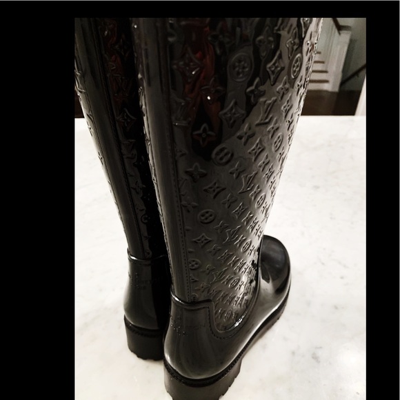 Sold Authentic Louis Vuitton splash high rain boots - Picture 8 of 10
